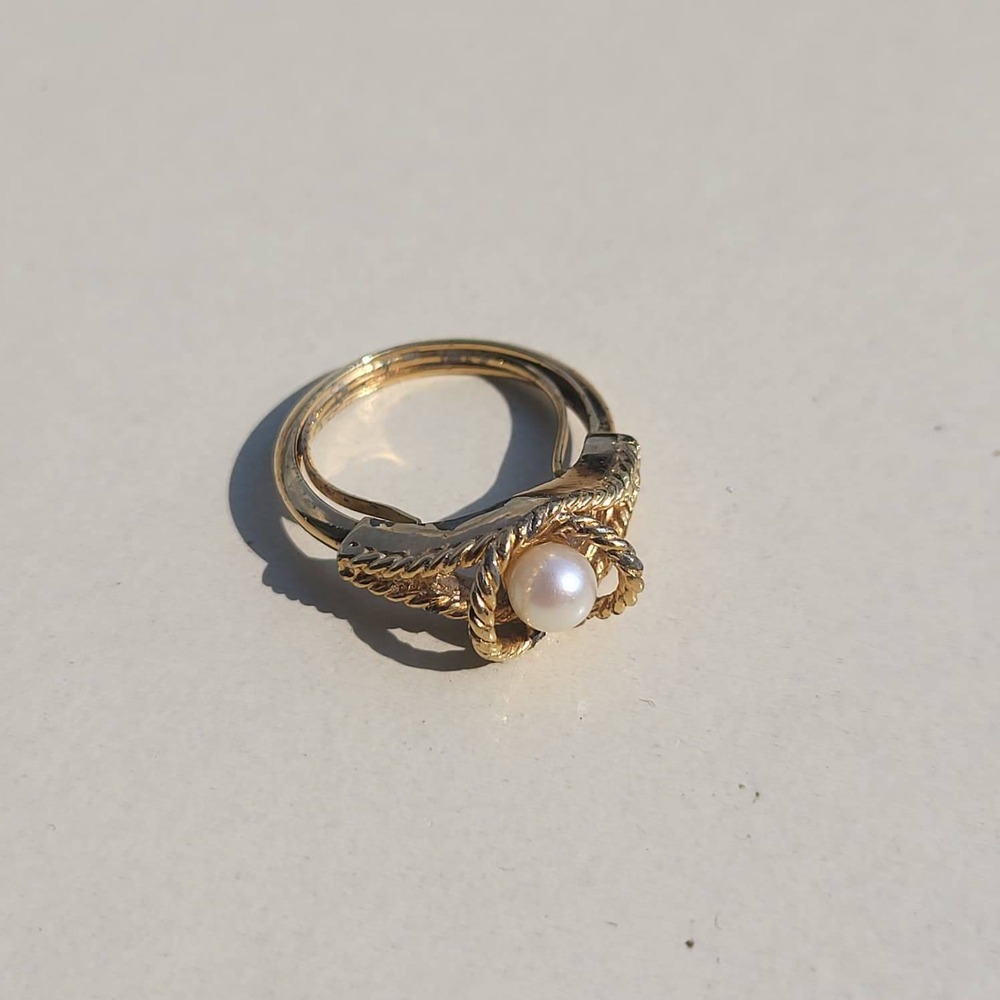 Vintage Gold Tone Faux Pearl Rope Statement Ring Size 6.25 Adjustable
